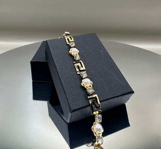 18k Gold-Filled Imitation of pearls  Floral Bracelet
