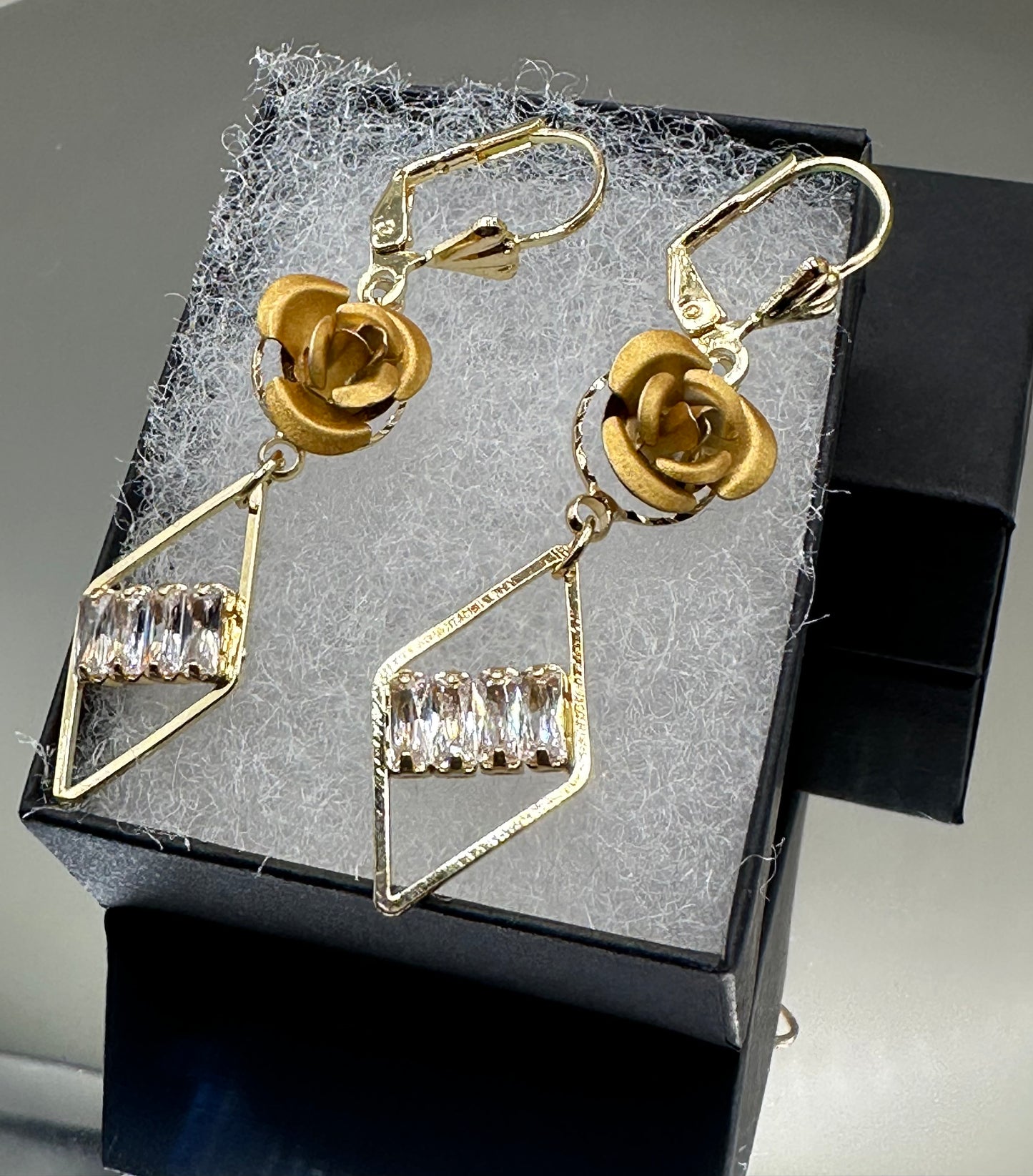 18k Gold filled earrings flowers