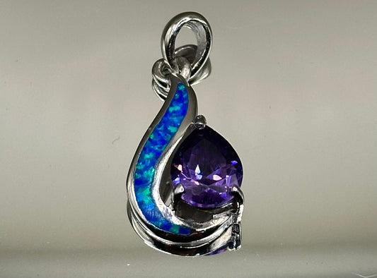 Silver pendant water drop with Cubic zirconia