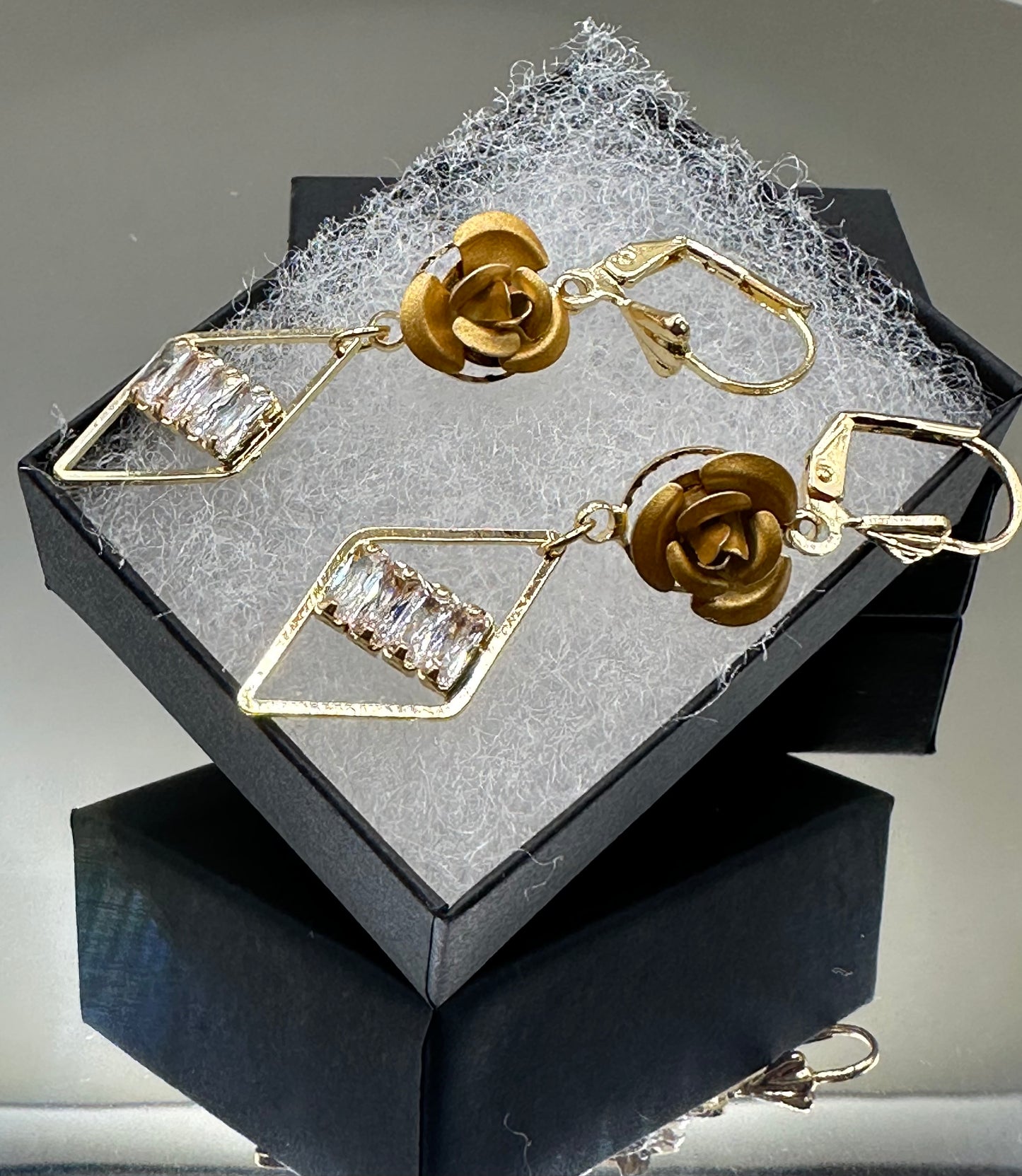 18k Gold filled earrings flowers