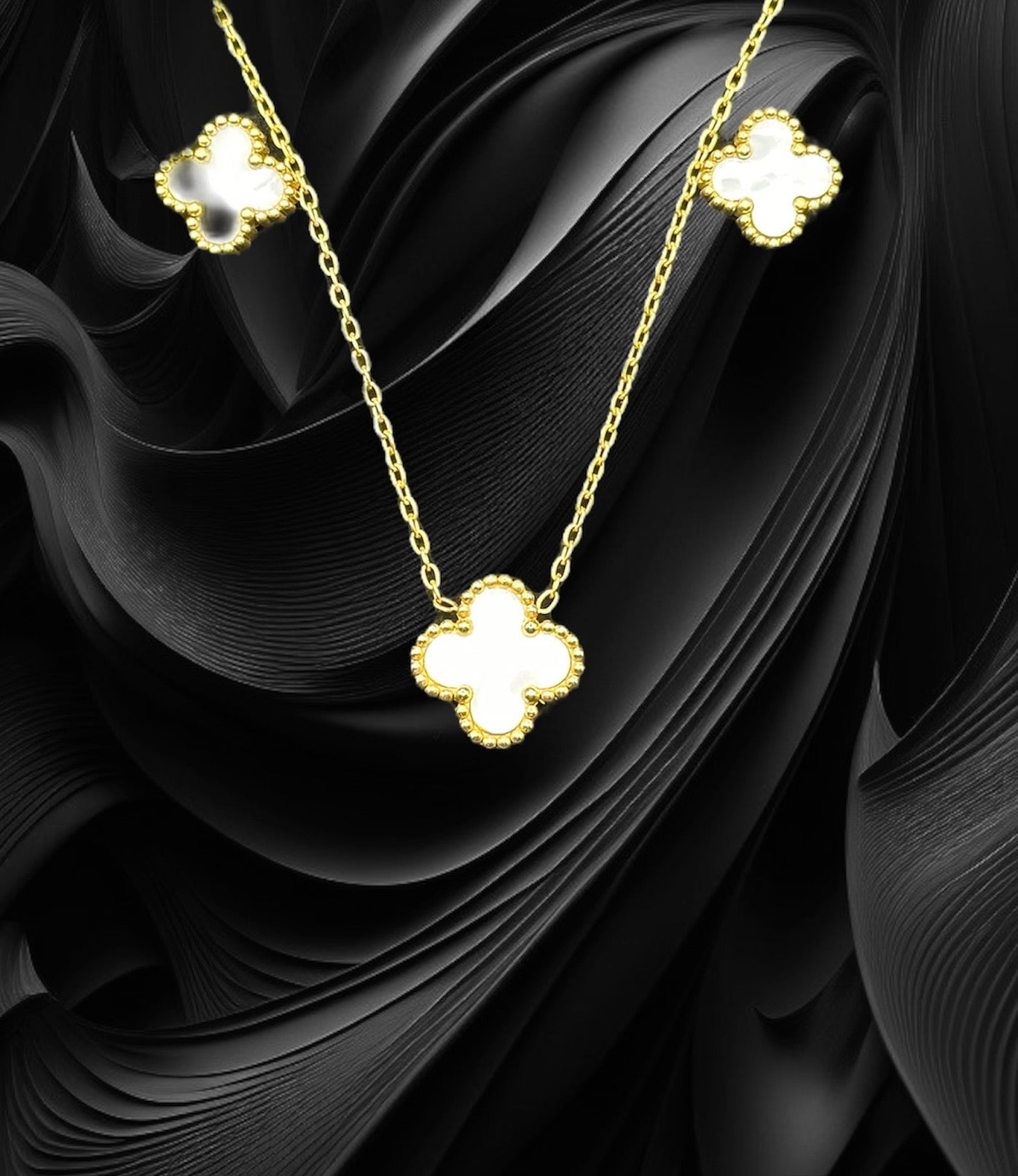 18K Gold-Filled Lucky Flower Necklace