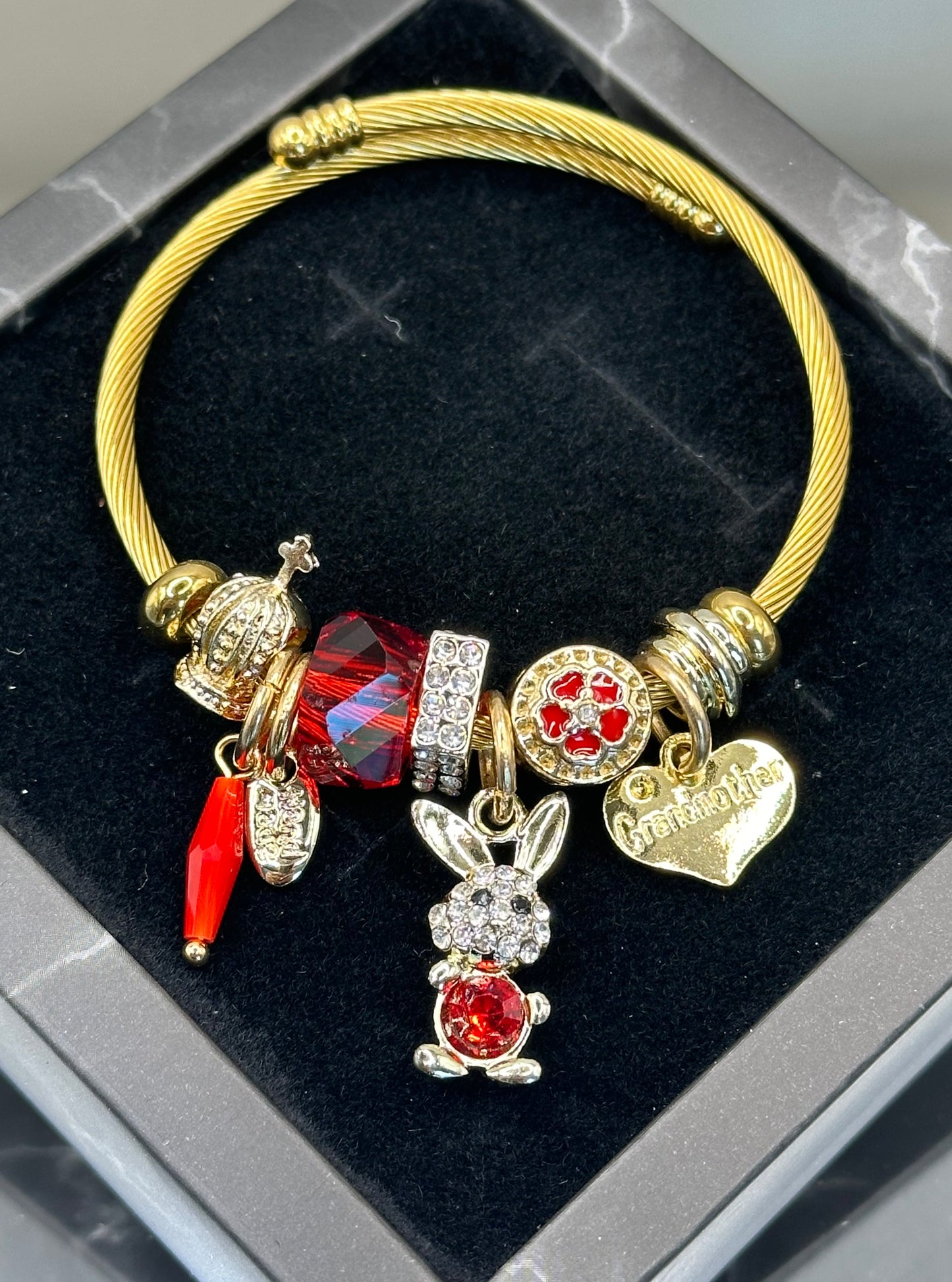 Gold-plated adjustable Bracelet with Charms