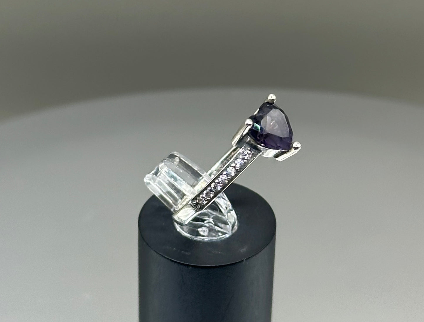 Silver ring with purple heart CZ