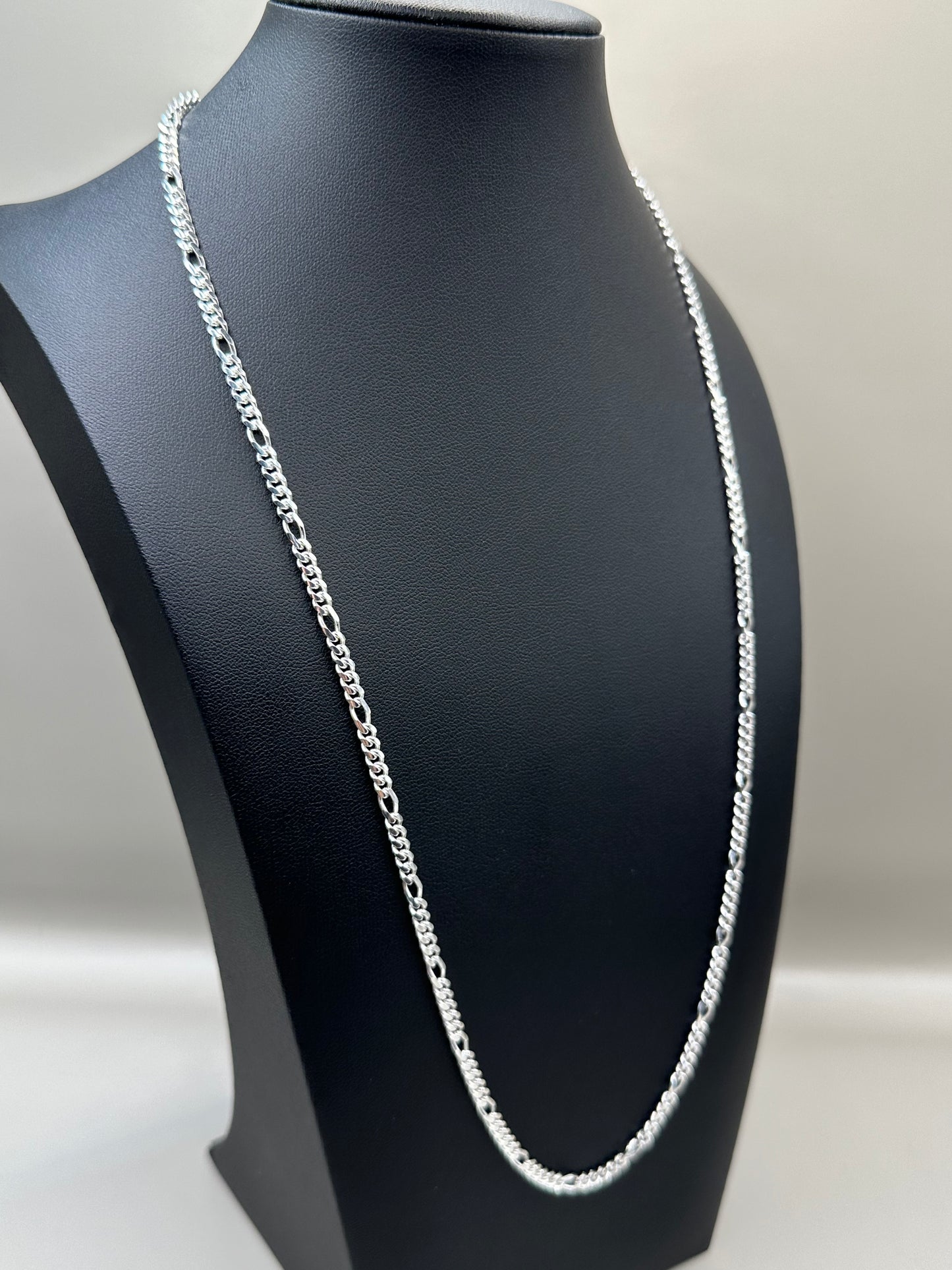 Classic figaro silver chain